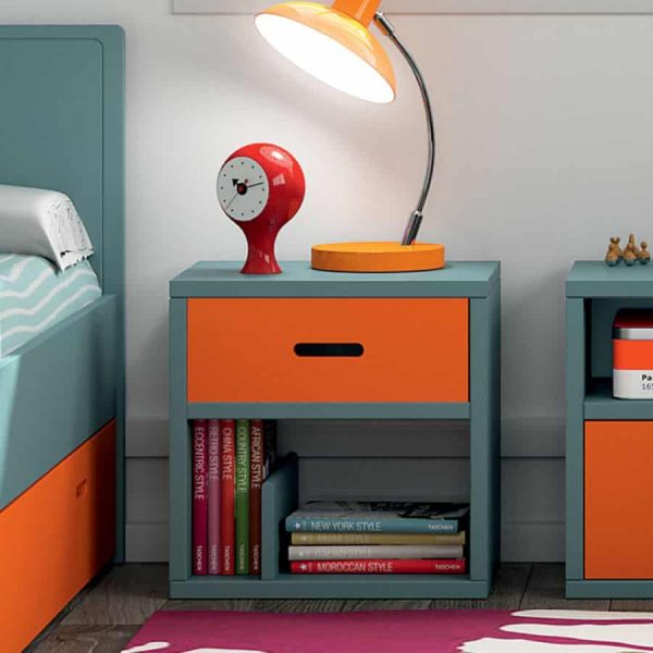 kids bedroom table by yoyohome